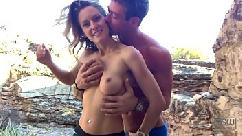 Hot horny couple have quickie outdoors